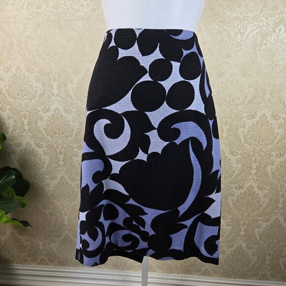 Ann Taylor Size 2 Blue Black Floral Pattern Pencil Skirt Lined Hidden Back Zip - Picture 1 of 11